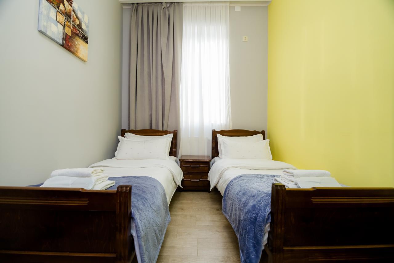 Big Family Guest House Tbilisi Exterior foto