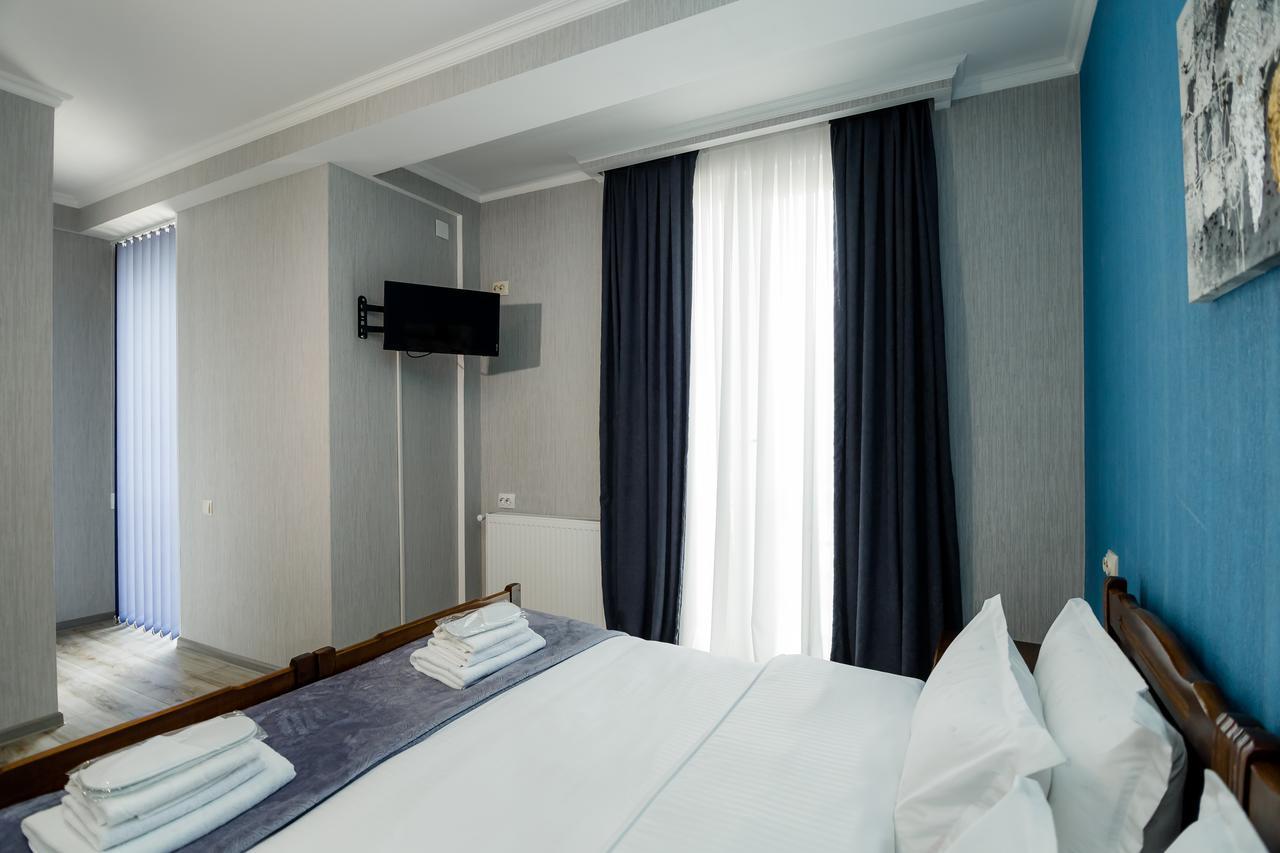 Big Family Guest House Tbilisi Exterior foto