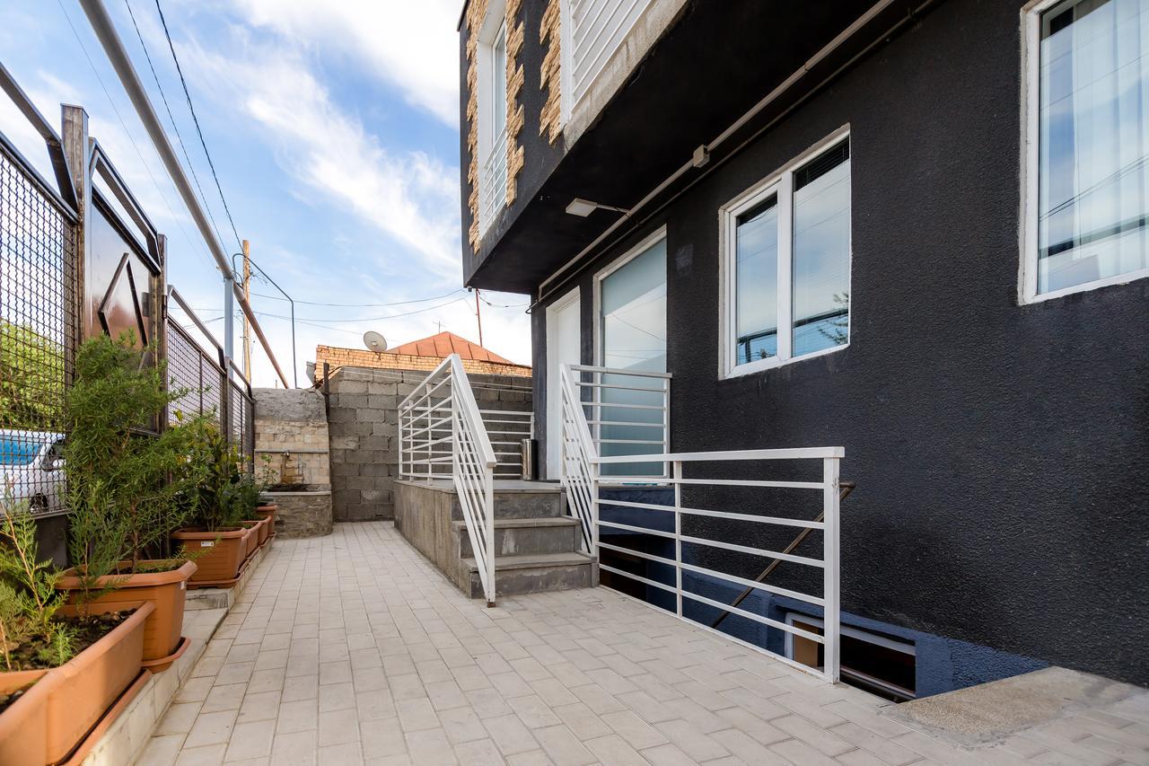 Big Family Guest House Tbilisi Exterior foto